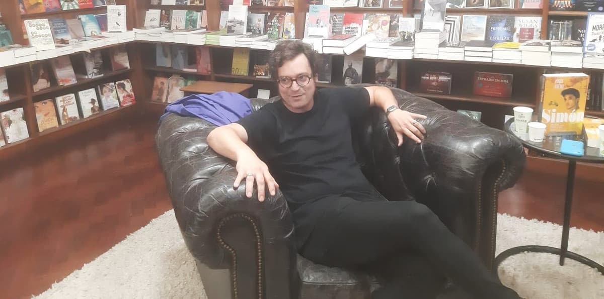 ‘Um bom romance não é feito de heróis’